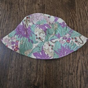 Patagonia Kids Hat in Pink and White